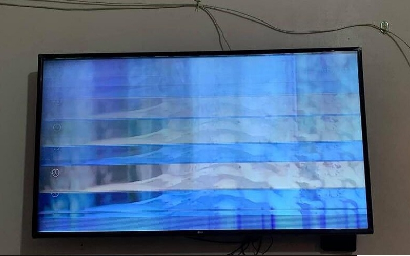 Nguyên Nhân Tivi Bị Sọc Ngang Màn Hình