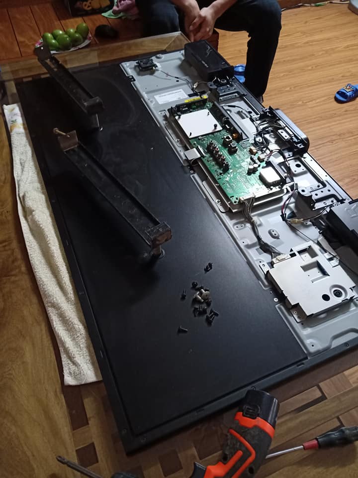 Sửa Tivi Sony Nháy Đèn Đỏ 6 Nhịp Tại Nhà Hà Nội Giá Rẻ Nhất