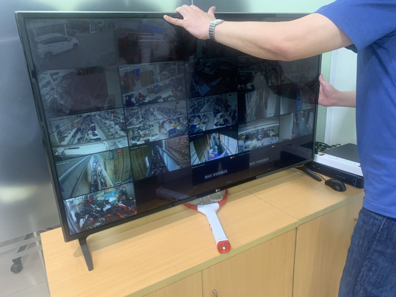 Sửa Tivi Xiaomi Bị Đen Màn Hình Bao Nhiêu Tiền?