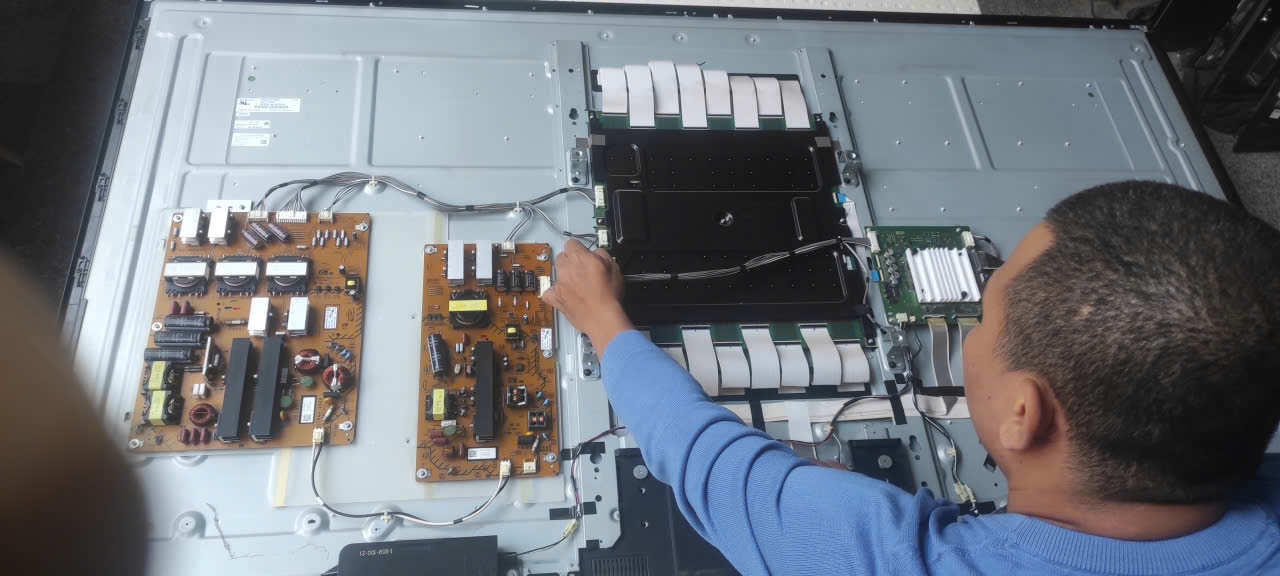 Thay Bo Mạch Tivi Sony Giá Bao Nhiêu?