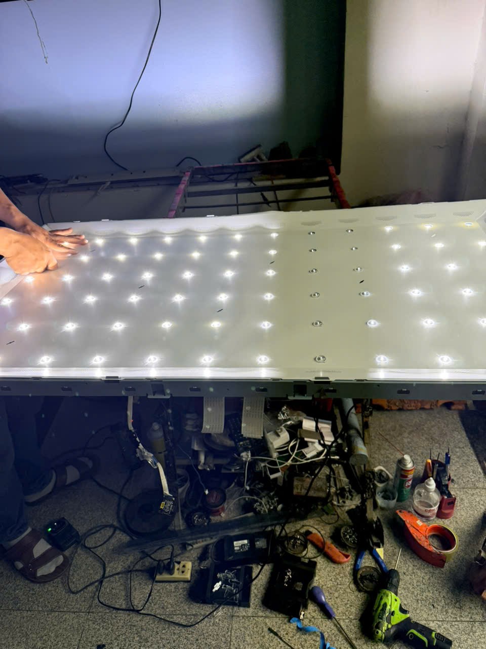 Thay Đèn LED Nền Tivi LG