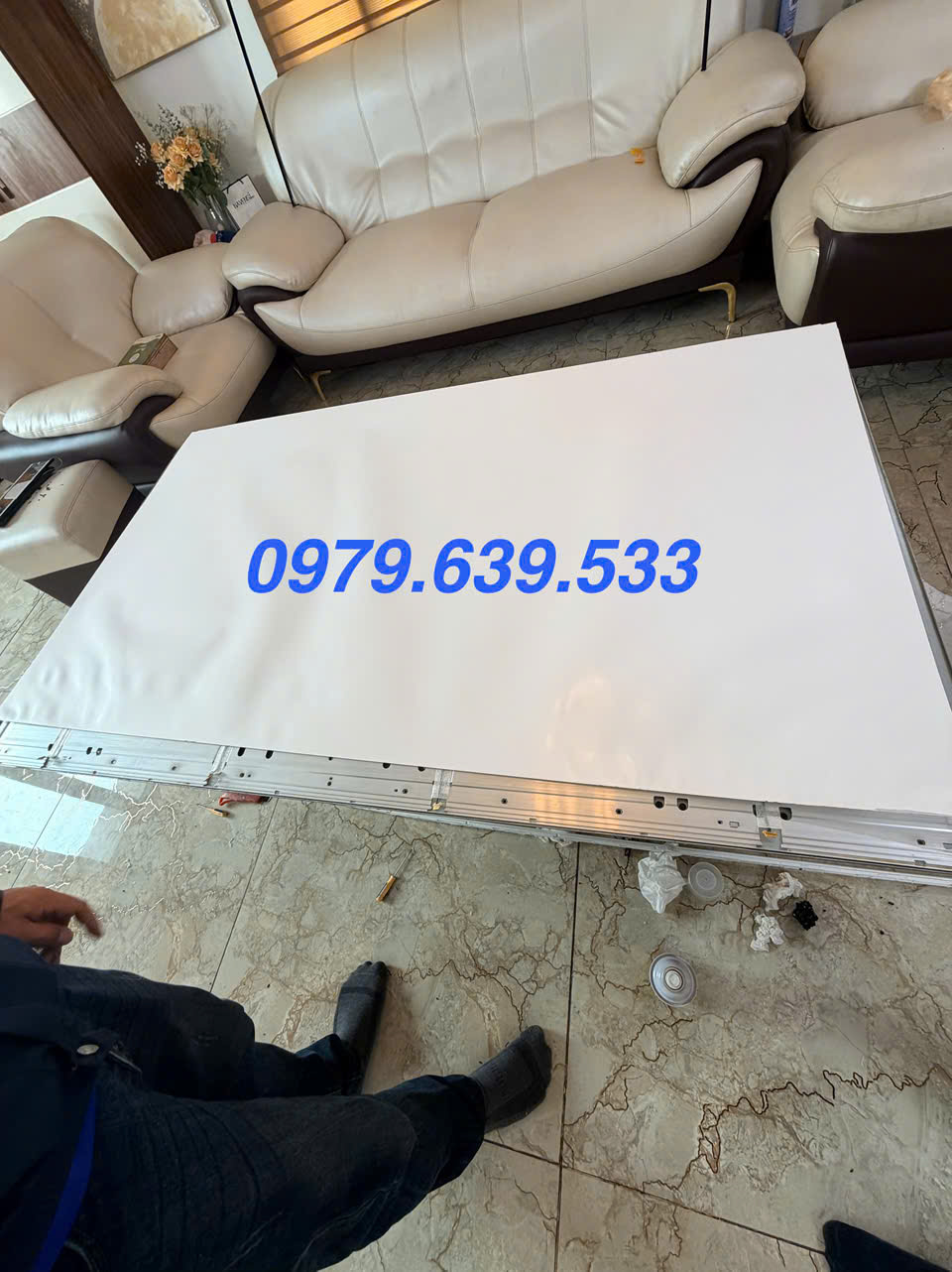 Thay Đèn LED Tivi Samsung 85, 98 Inch Giá Rẻ Tại Nhà Thay Đèn LED Tivi Samsung 85, 98 Inch Giá Rẻ Tại Nhà