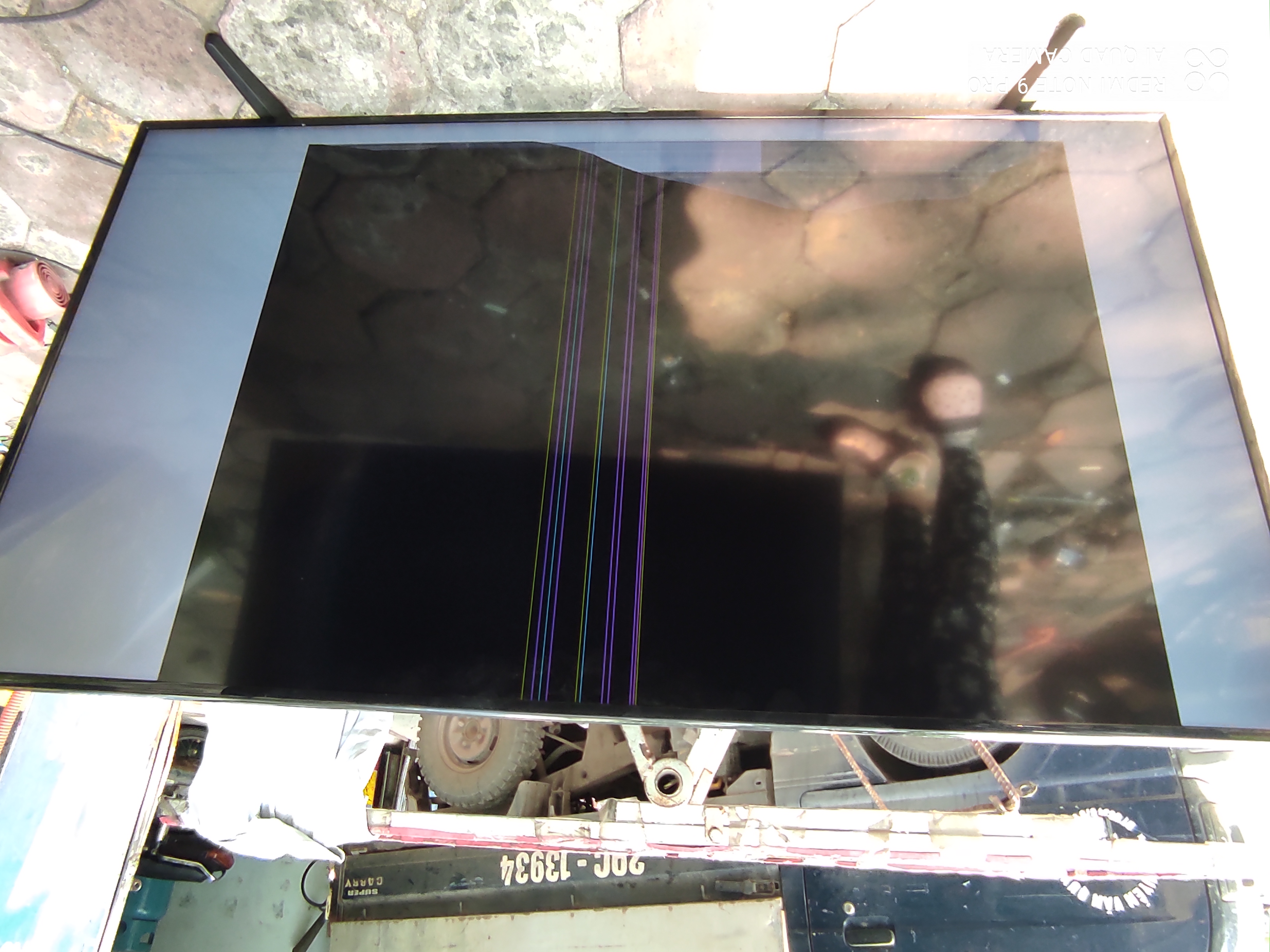 Thay Màn Hình Tivi TCL Bị Vỡ Giá Bao Nhiêu?