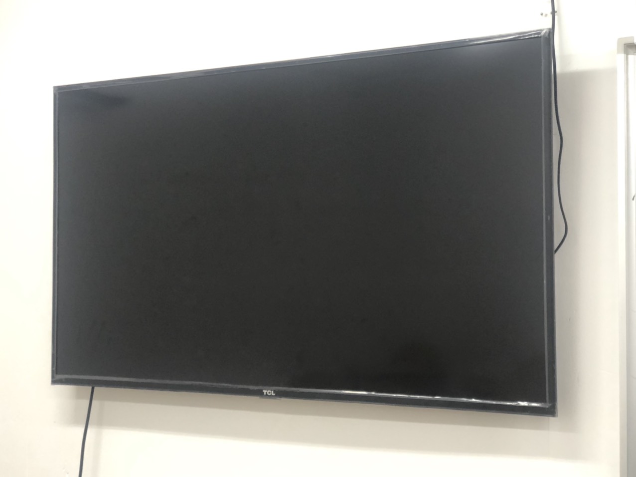 Tivi TCL Có Đèn Nguồn Nhưng Không Lên Hình