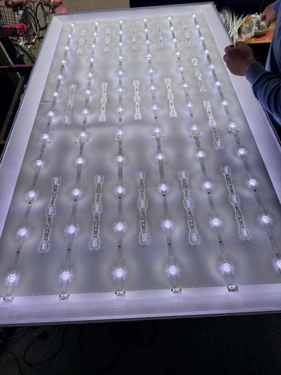 Tivi Hư Đèn LED Sửa Bao Nhiêu Tiền? Tivi Hư Đèn LED Sửa Bao Nhiêu Tiền?