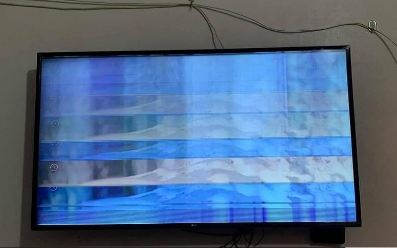 Tivi TCL Bị Giật Màn Hình
