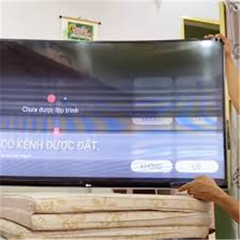 Màn Hình Tivi TCL Bị Sọc Ngang