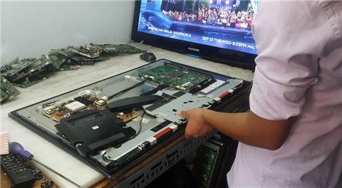 Sửa Bo Mạch Tivi Giá Bao Nhiêu?