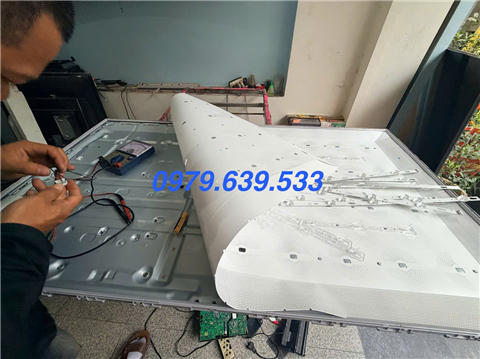 Thay Đèn LED Tivi LG 49 Inch Giá Bao Nhiêu?