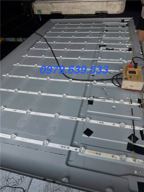 Thay Đèn LED Tivi Xiaomi 43 Inch Giá Bao Nhiêu?
