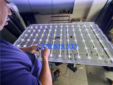 Thay Đèn LED Tivi Xiaomi 85 Inch Giá Bao Nhiêu?