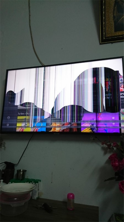 Thay Màn Hình Tivi Sony 43, 49, 50 Inch Chính Hãng Giá Rẻ