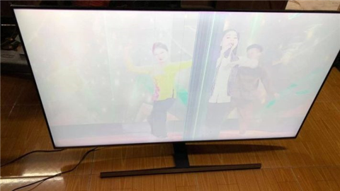 Tivi Samsung Sáng Mờ Màn Hình