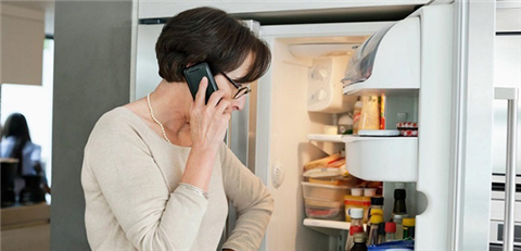 Làm thế nào để sửa tủ lạnh bị chảy nước?